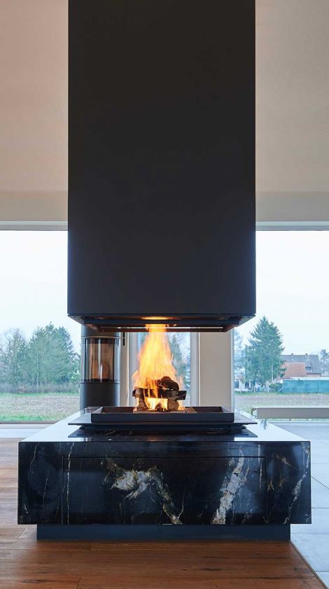 Ofenbau Holzkirchen - Kamin - elegantes Design